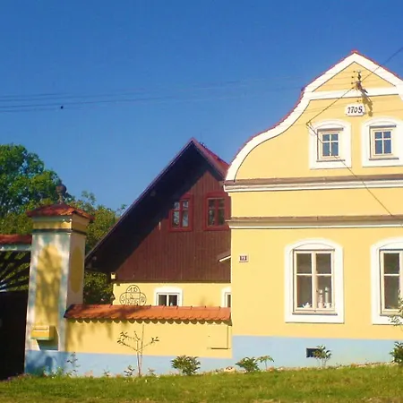 Сasa de vacaciones Vakantieboerderij Bij De Heilige Koe